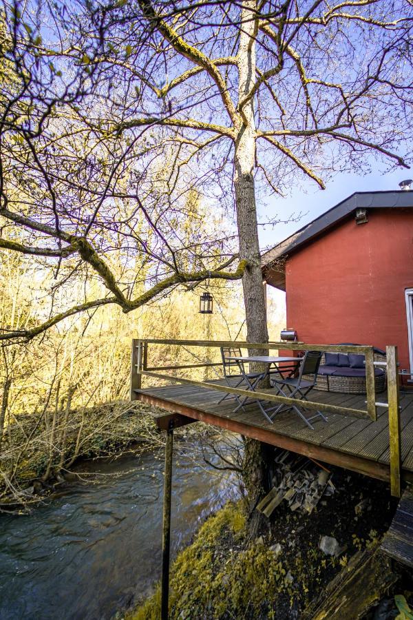Le Lov'T - Suite Avec Jacuzzi Spontin Kültér fotó